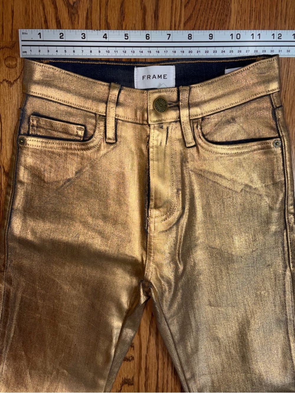 FRAME Le High Straight Gold Metallic Cropped High-rise Straight - Picture 6 of 11